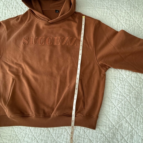 Chicago Based SUCCEZZ - Brown Hoodie and Joggers Set - Picture 5 of 15